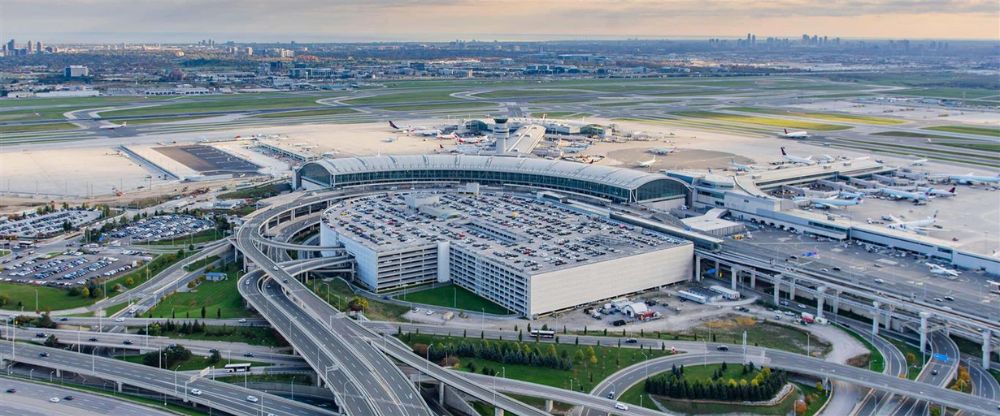 What Terminal is United Airlines at YYZ?