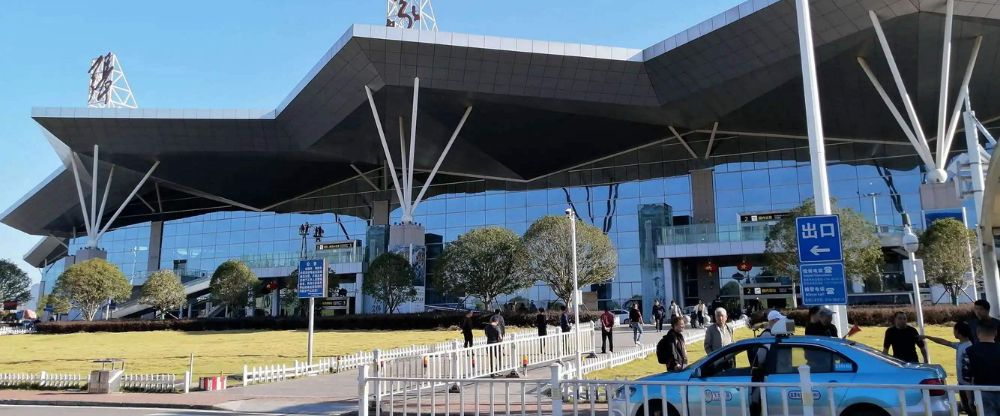 Zhangjiajie Hehua International Airport