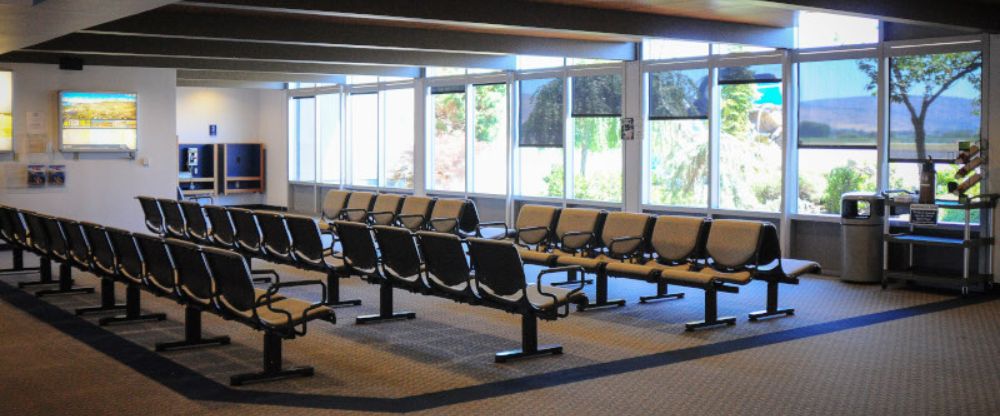 Crater Lake - Klamath Regional Airport