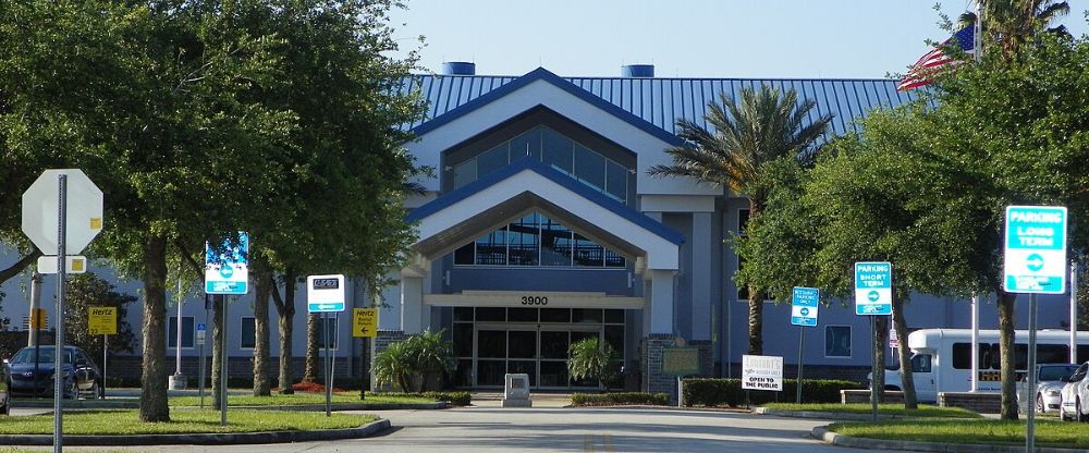 Lakeland Linder International Airport