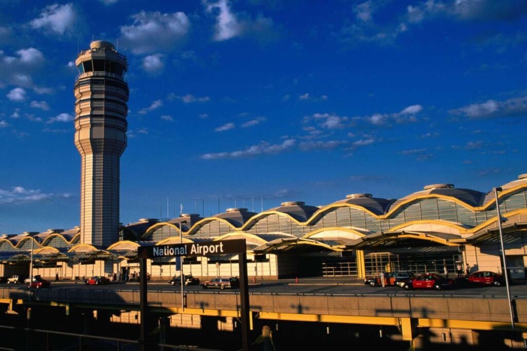 Ronald Reagan Washington National Airport Travel Guide